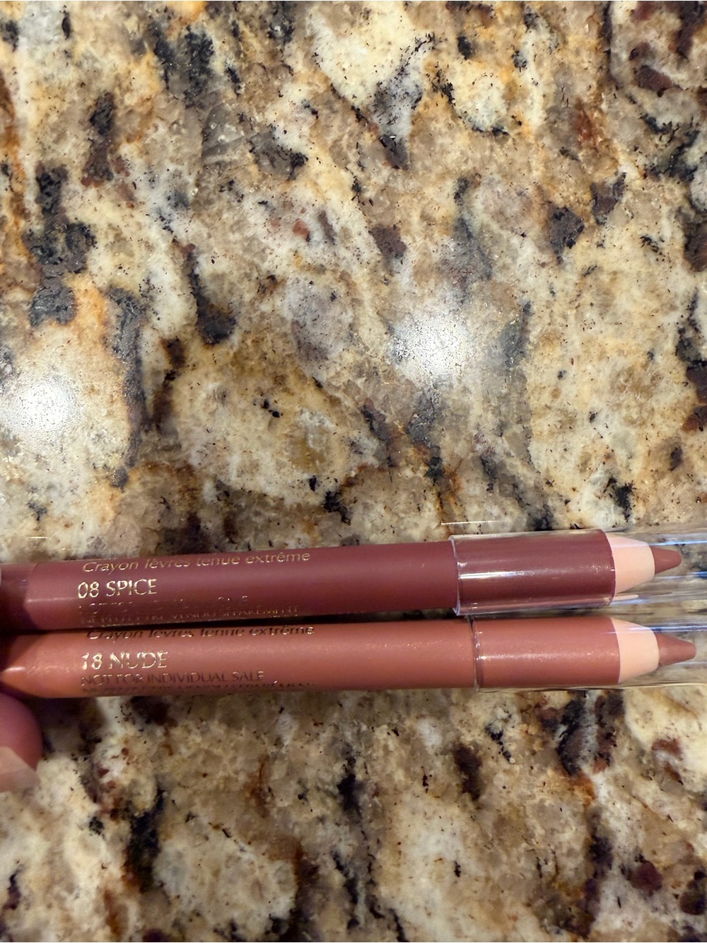 Estee Lauder 2 Lip Liners 18 nude 08 spice